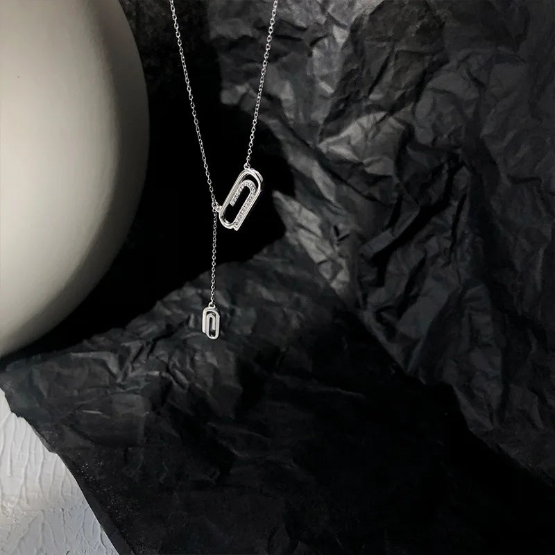 Elegant zircon pendant necklace for women on silver chain