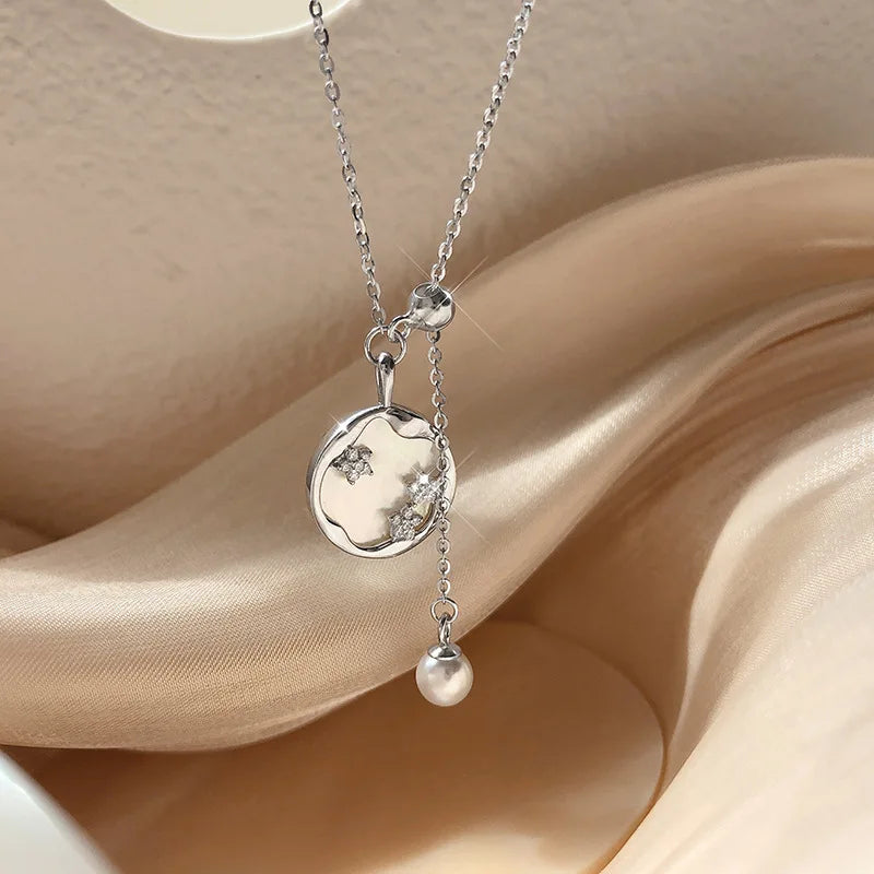 chic round flower necklace dainty round flower necklace pendant