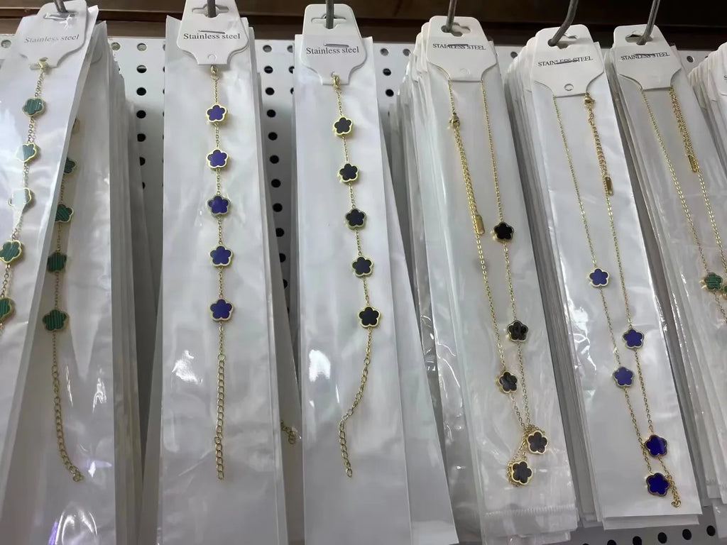 Blooming Petal Prong Jewelry Set