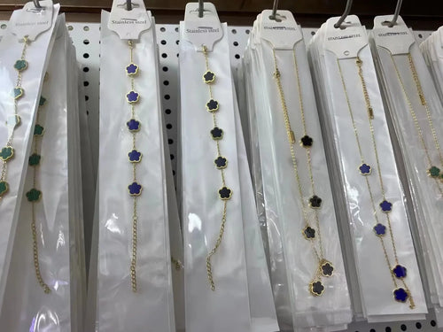 Blooming Petal Prong Jewelry Set